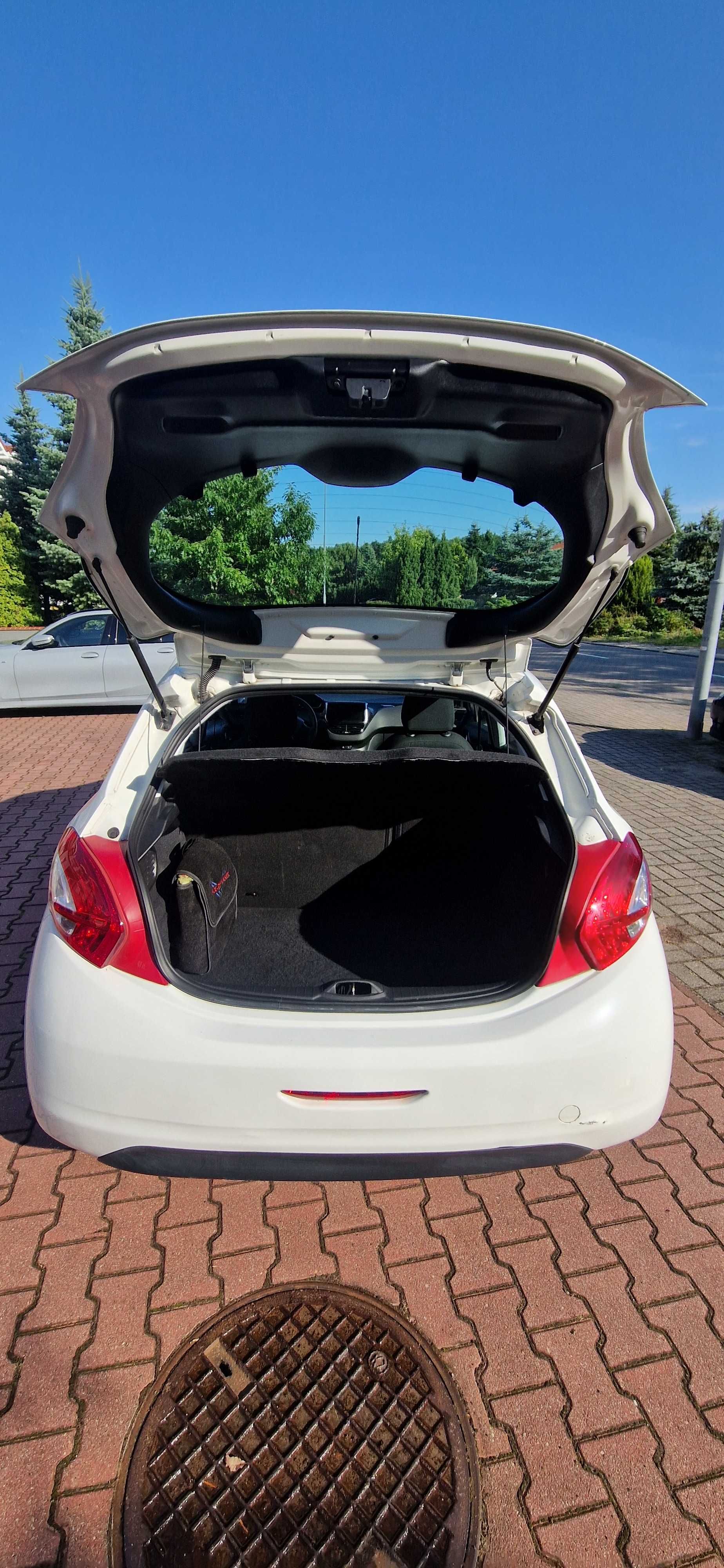 Peugeot 208 1.2 Benzyna 2014
