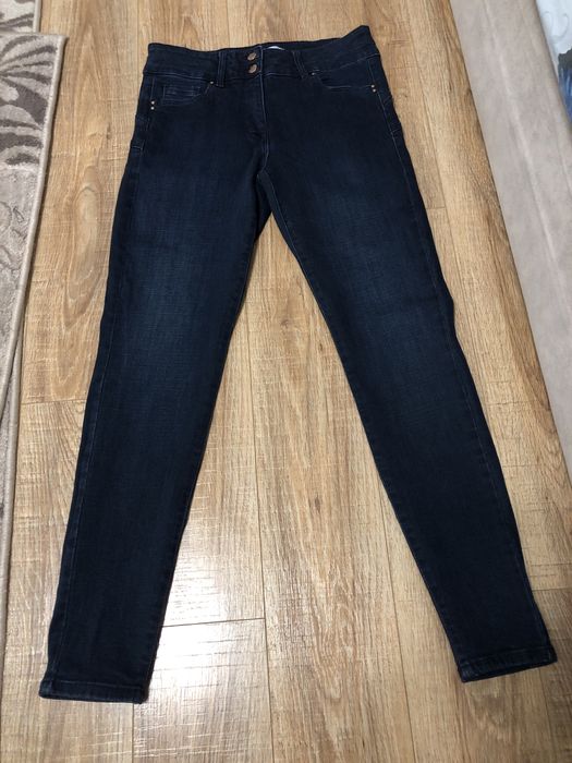Продам жіночі джинси фірма NEXT р 44 EUR