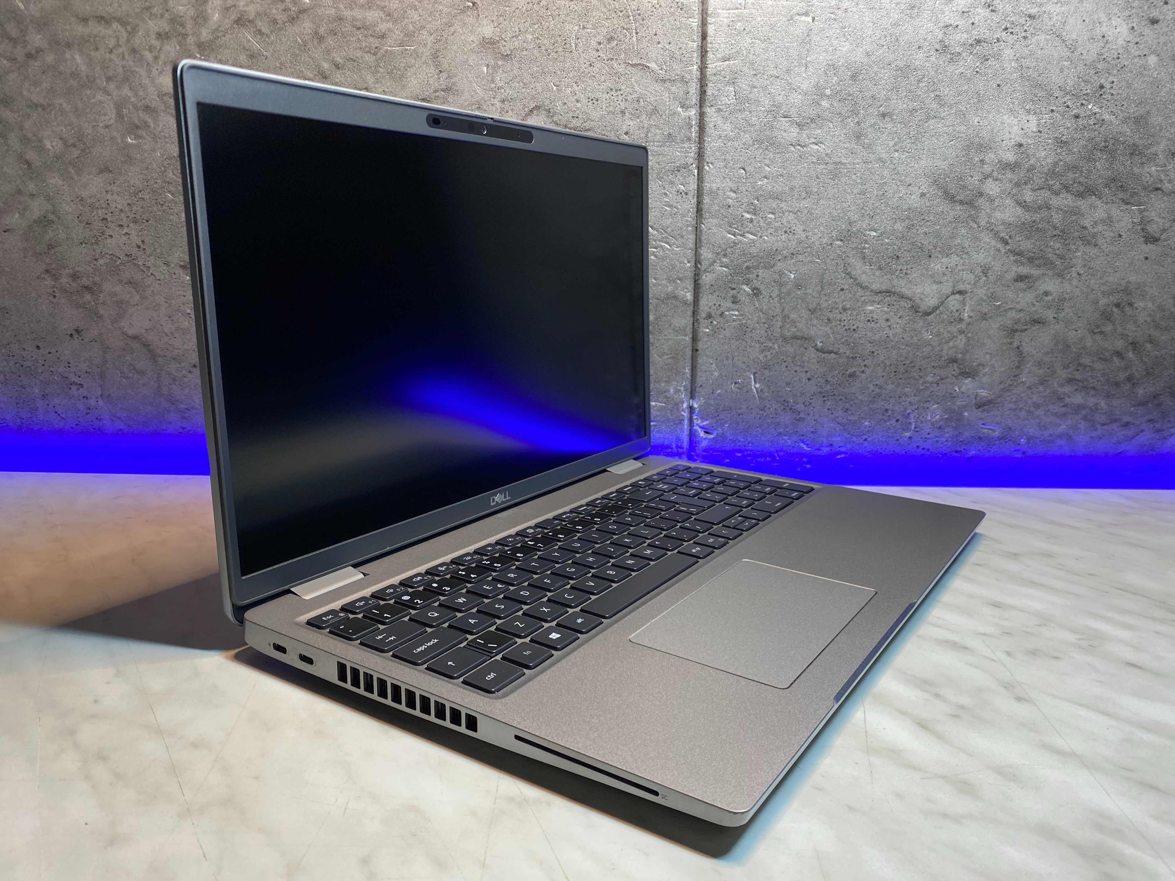 Dell Latitude 5520 | FHD | i7-1185G7 | 16GB DDR4 | 512GB SSD | W11 PRO