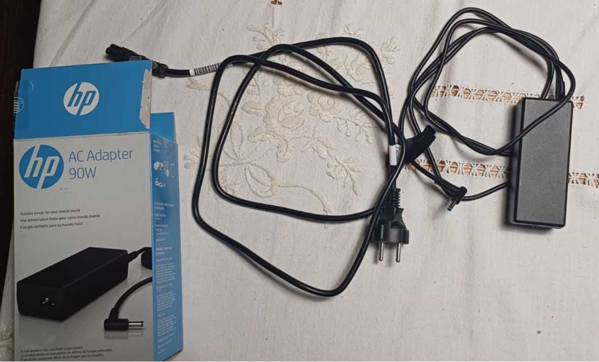 Carregador HP AC Adapter 90W PRATICAMENTE NOVO