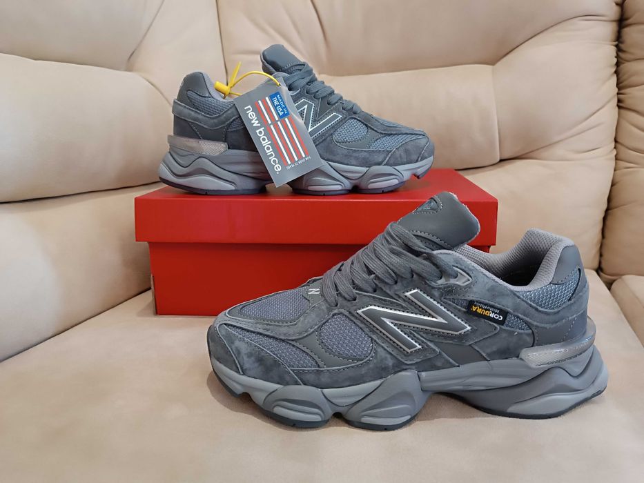 Чоловічі термо кросівки New Balance 9060 Gore-Tex
