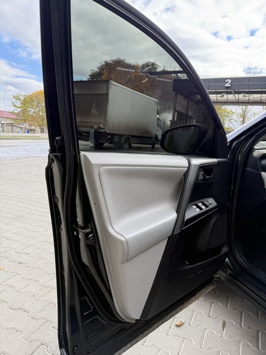 Toyota Rav 4 2.2 2013