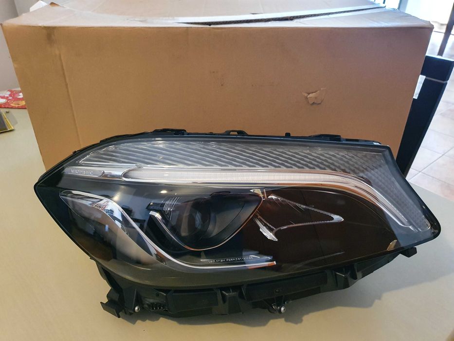 Farol LED direito Classe A 176 Novo