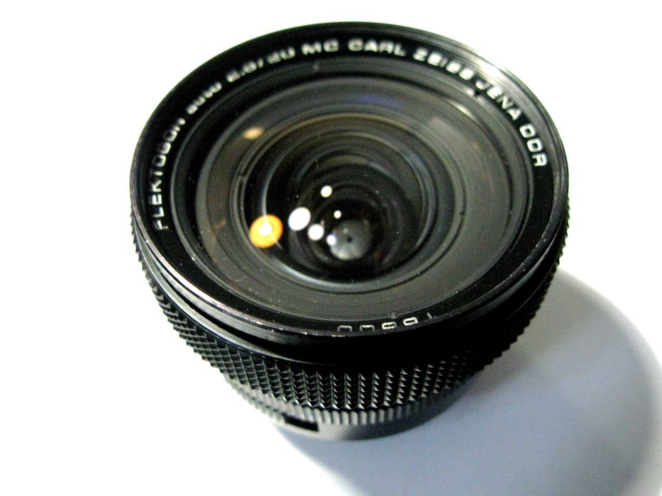 Carl Zeiss Jena Flektogon 20 mm f/ 2.8 MC