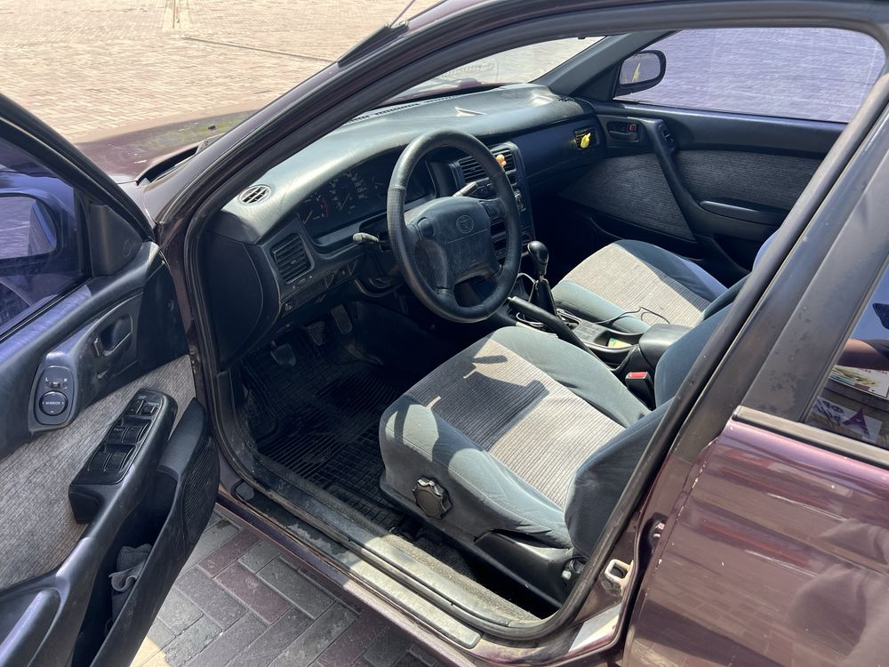 Toyota Carina e 1,6 1994