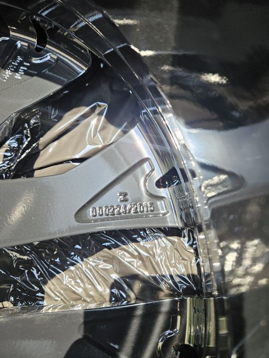 Оригінальні диски VW Touareg Tiguan 18" полка 8 5x112 ет25 760601025T