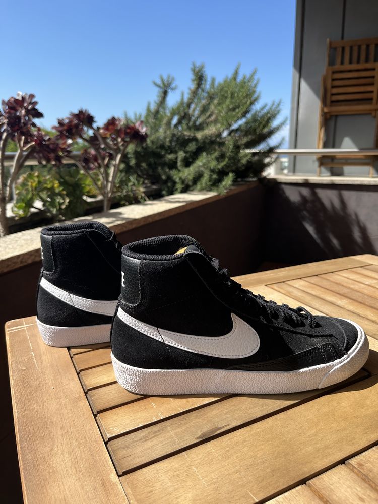Sapatilhas Nike Blazer Mid 77 preto