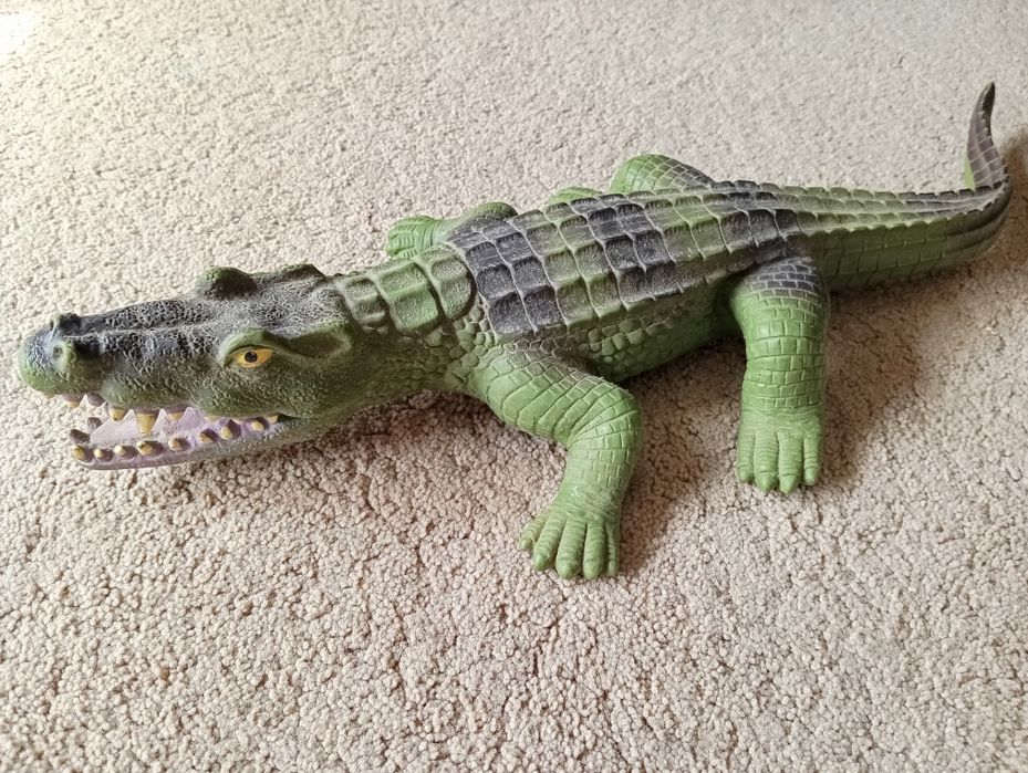 Crocodilo de borracha Toys"R"us