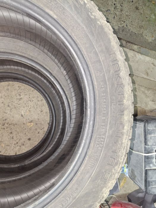 Продам шины б/у зима 215/55/16 nokian hakkapelitta r3