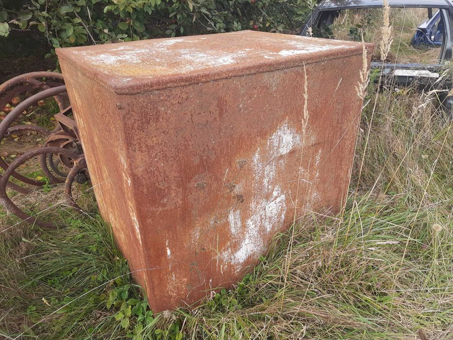 Бочка квадратна металева для пшениці або зберігання зерна