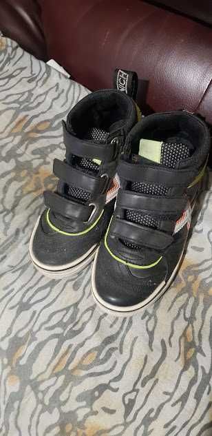 Черевики кросовки хлопчику 32р.