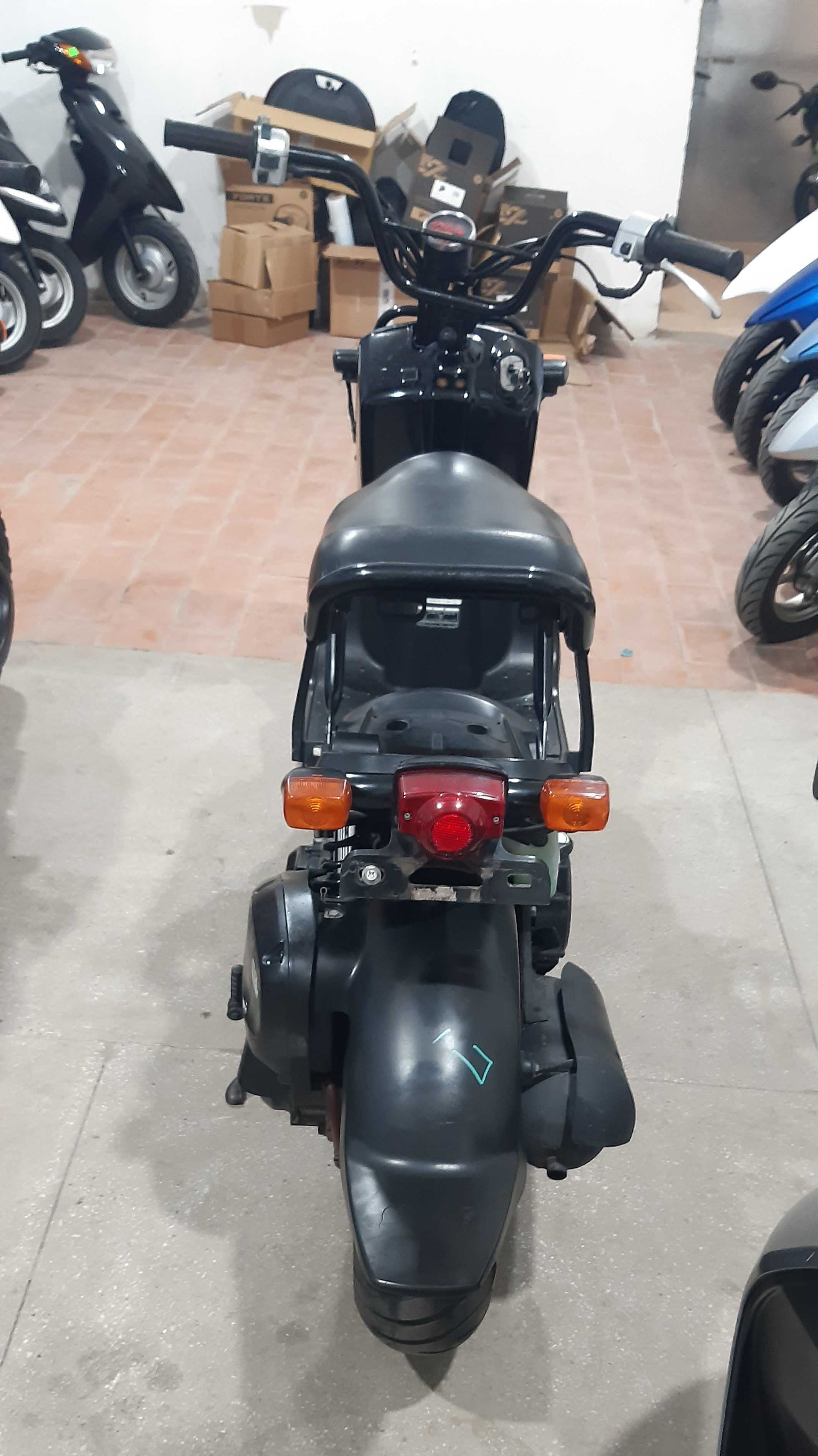 Скутер Honda ZOOMER