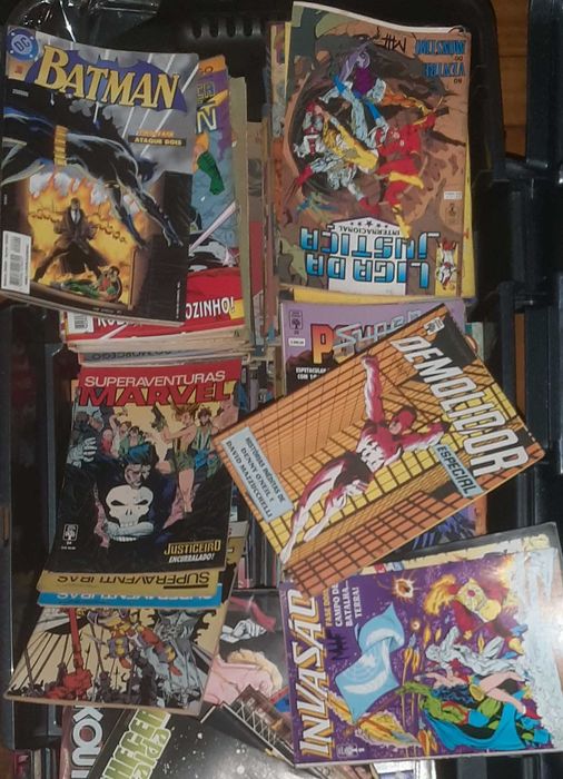 Vendo Conjunto  De BDs Marvel