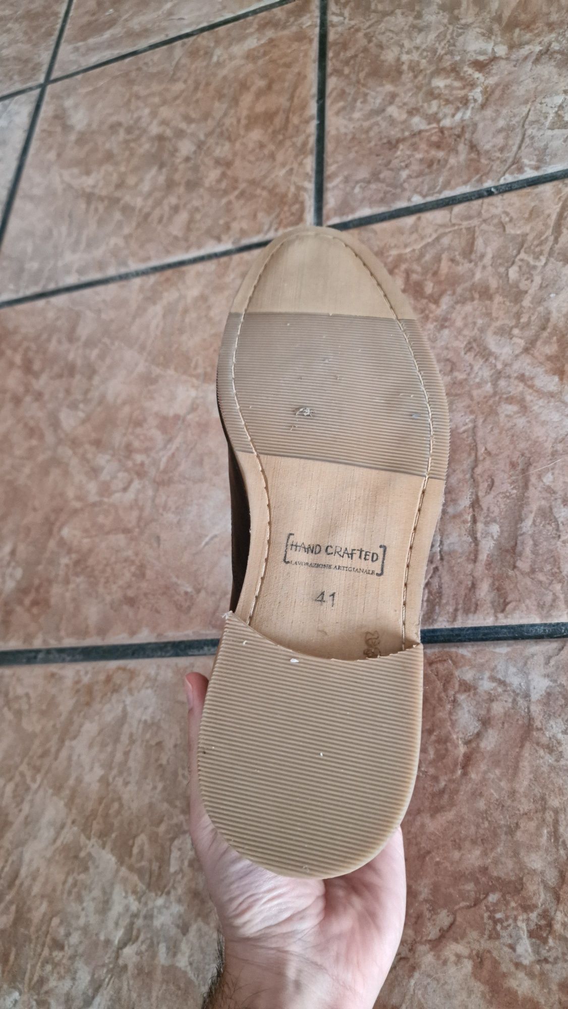 Sapato clássico em pele, 41