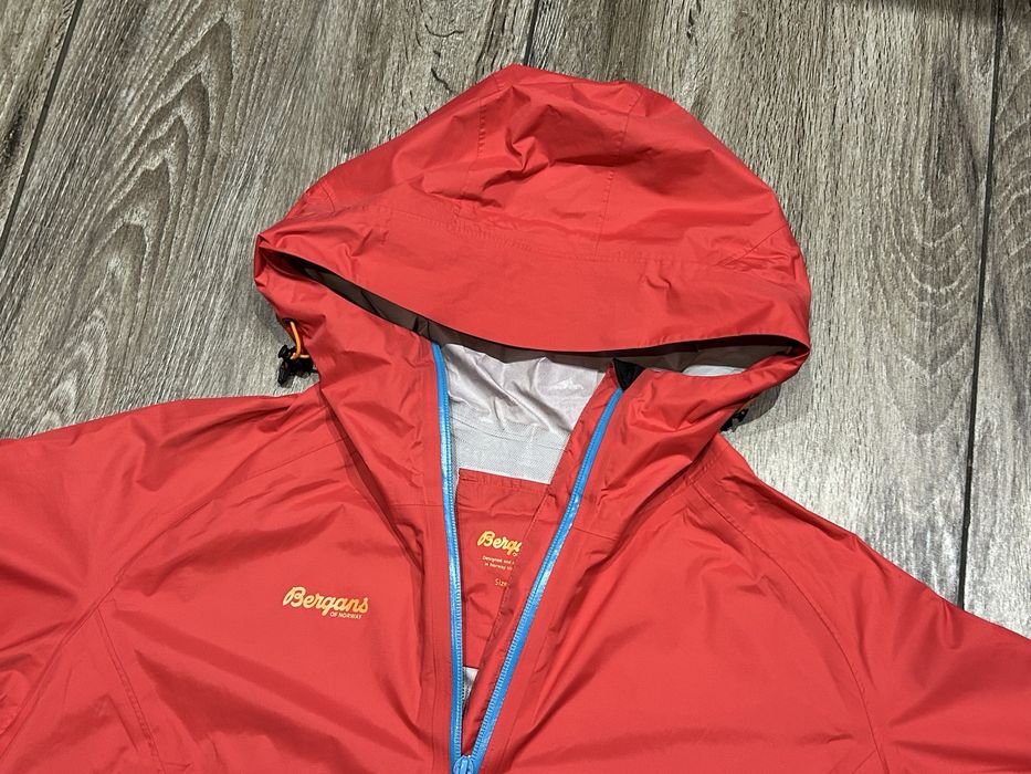 Damska Przeciwdeszczowa Kurtka BERGANS OF NORWAY Sky Lady membrana XL