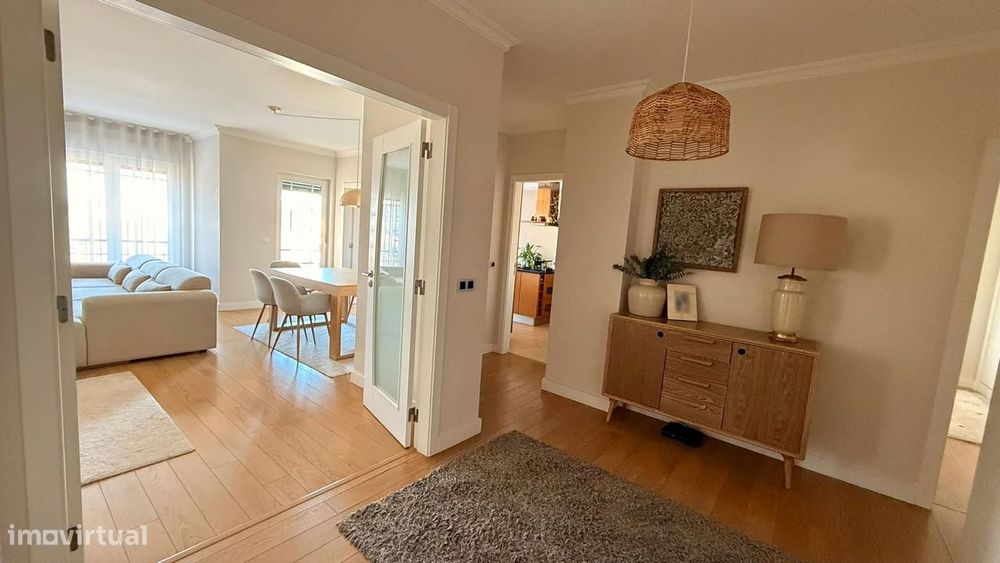 Apartamento T2 com vista para o Parque Ecológico - Venda do Pinheiro