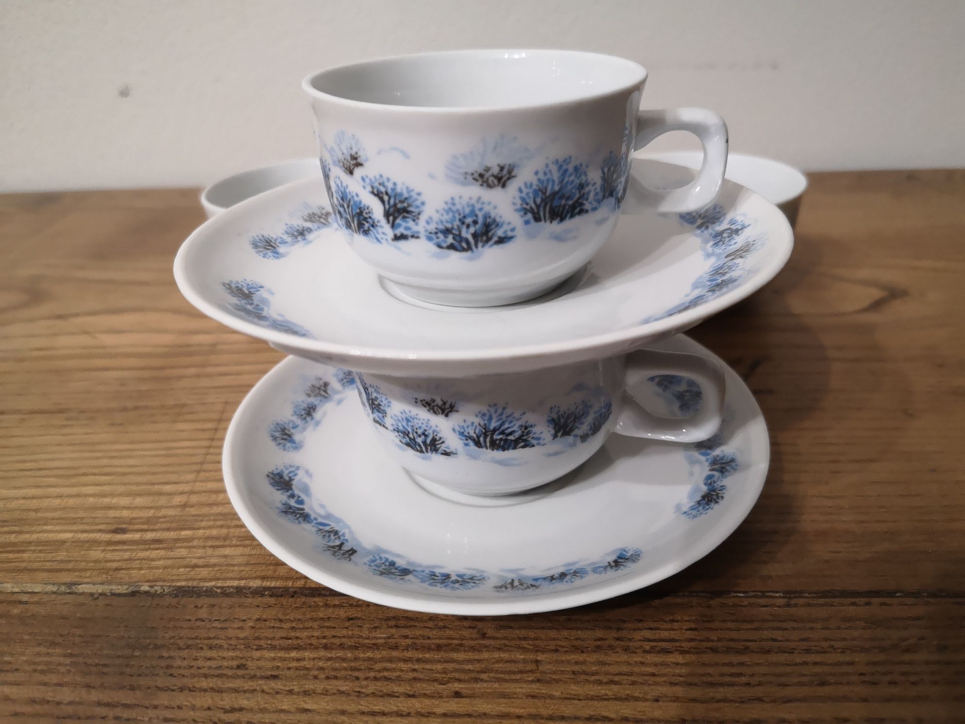 Filiżanki Porcelana Baranówka Ukraina 6szt plus 2 spodki