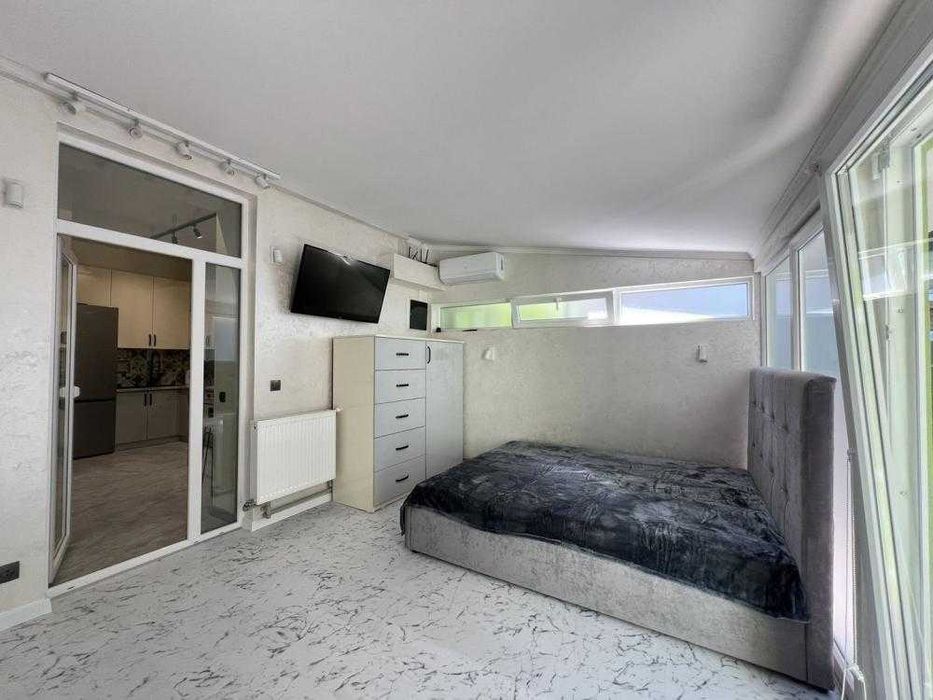 2 кімнатна в центральній частині міста