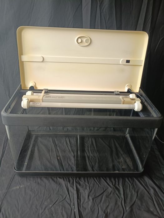 Aquário aquapor 110L com móvel e muito equipamento.