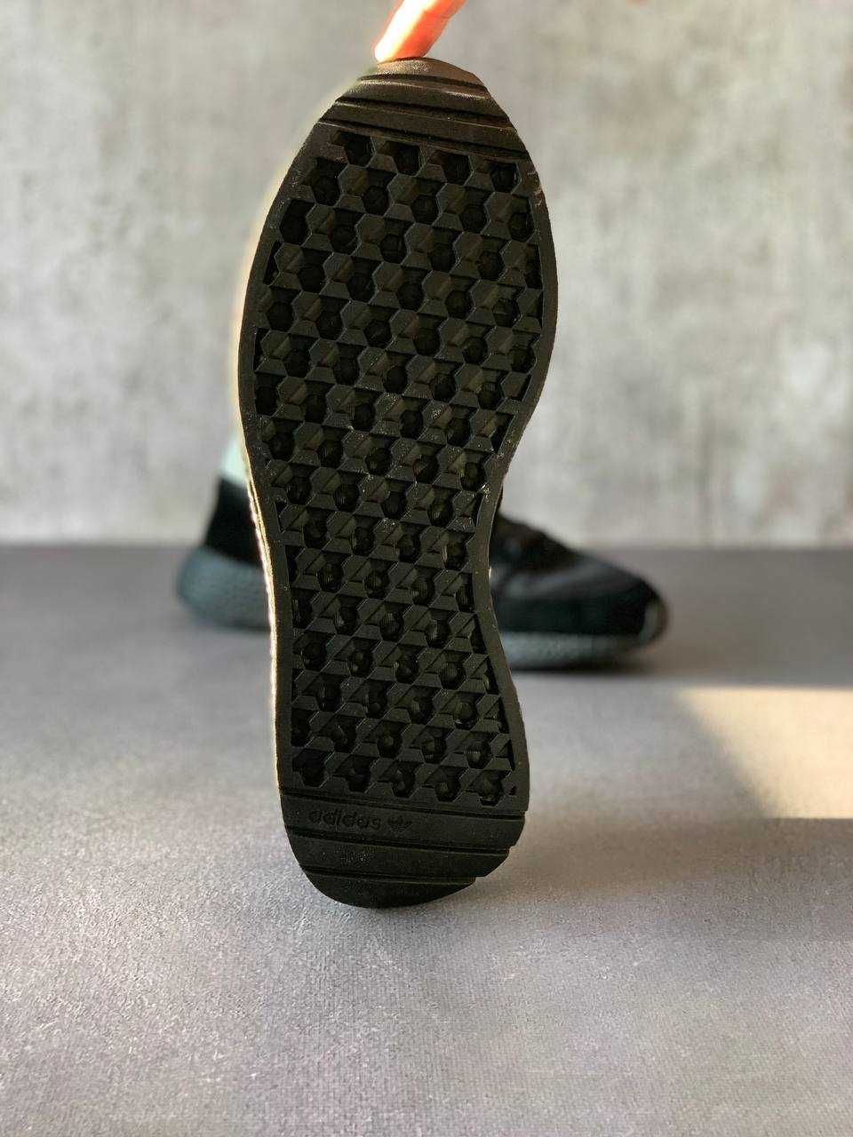 Adidas Marathon Tech Black