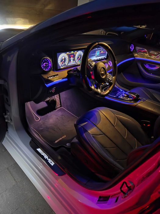 Mercedes CLS 53 AMG Auto do Ślubu Poczuj Magię Wyjątkowych
Chwil!