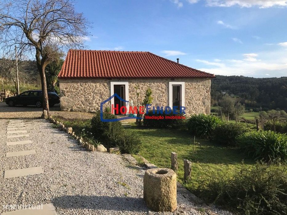 Casa Rústica totalmente remodelada para ESTADIAS DE MÉDIA DURAÇÃO