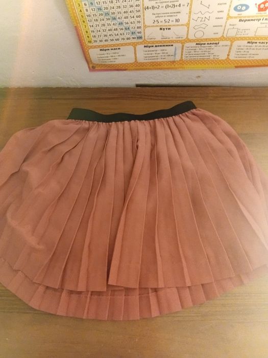 Продам спідницю бу