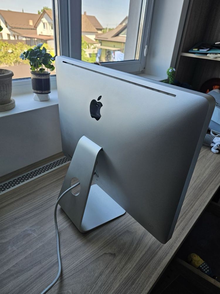 iMac, Intel Core i5, 8GB, 500 SSD + 120 HDD, macOS Sonoma 14.4.1