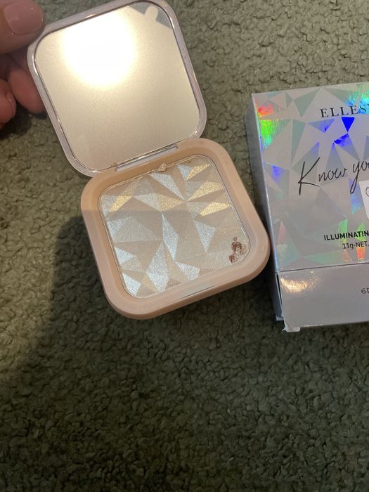 Ellesy know you better rozświetlacz 03 sun glow 11g 0110