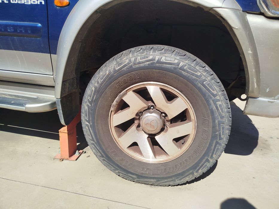 Mitsubishi sport wagon