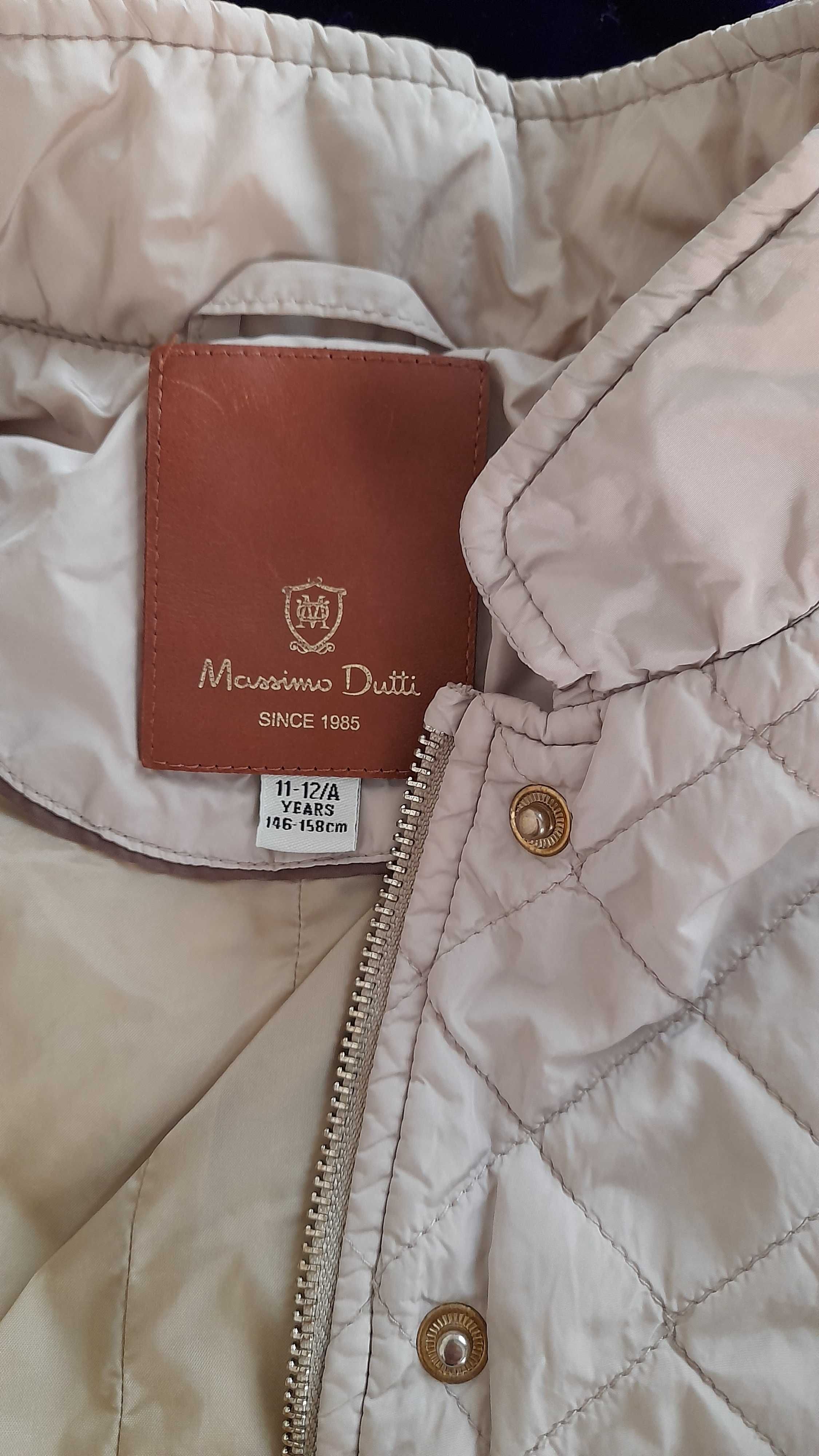 Casaco impermeável Massimo Dutti 11/12A