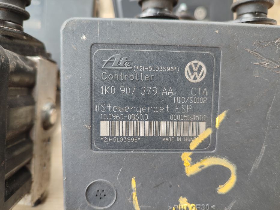 Блок ABS блок АБС Volkswagen Golf, Passat, Skoda Octavia