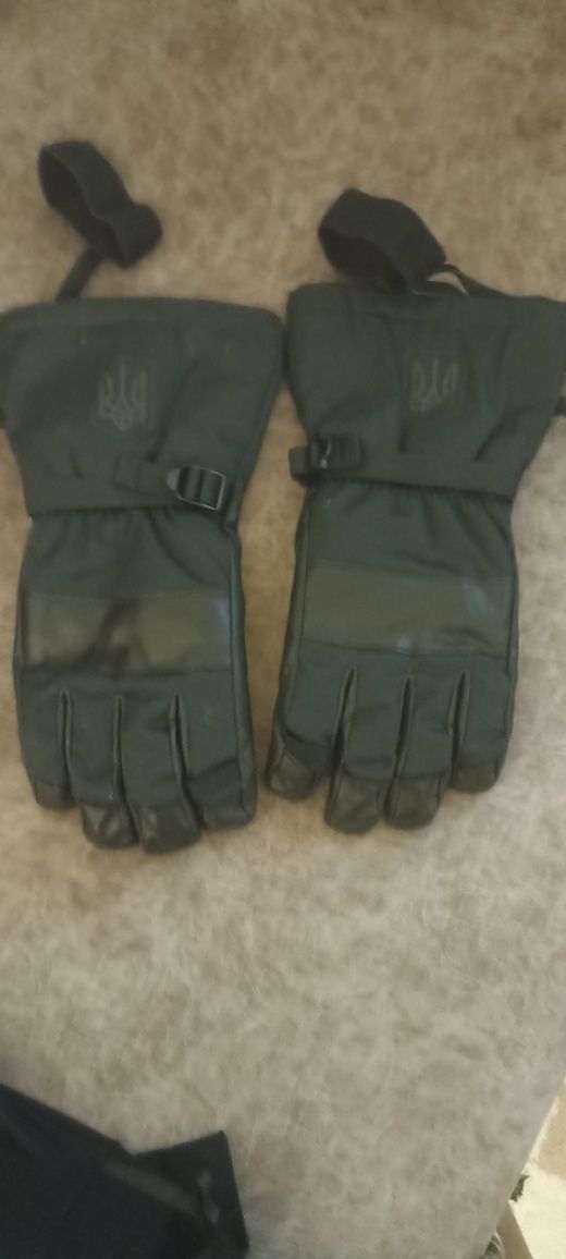 Продам рукавиці зимові