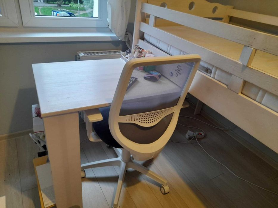 Łóżko piętrowe unisex + biurko + komoda + materac