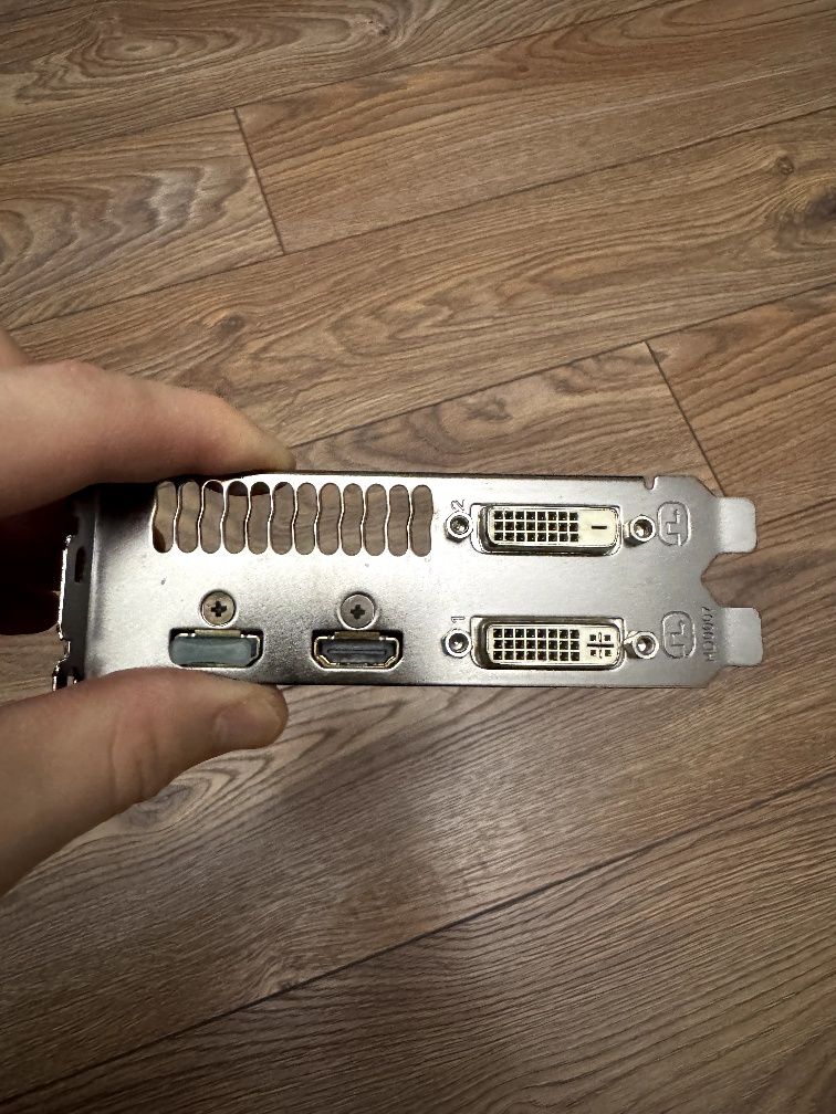 Видеокарта Galaxy Gigabyte gtx 750ti 2gb