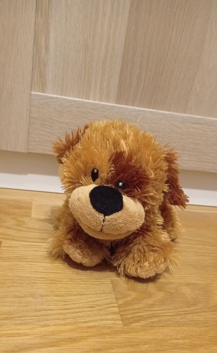 Pepco brązowy milutki pluszowy piesek maskotka przytulanka