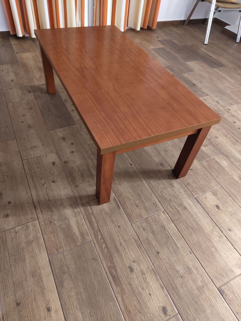 Conjunto mesas e movel