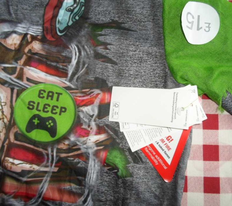 Новый костюм карнавальный ЗОМБИ ПИРАТ с маской 13-14 лет рост 164