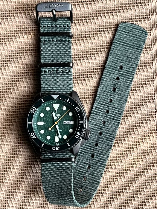 Годинник  Seiko SRPD77K1  (спортивно-дайверська серія)