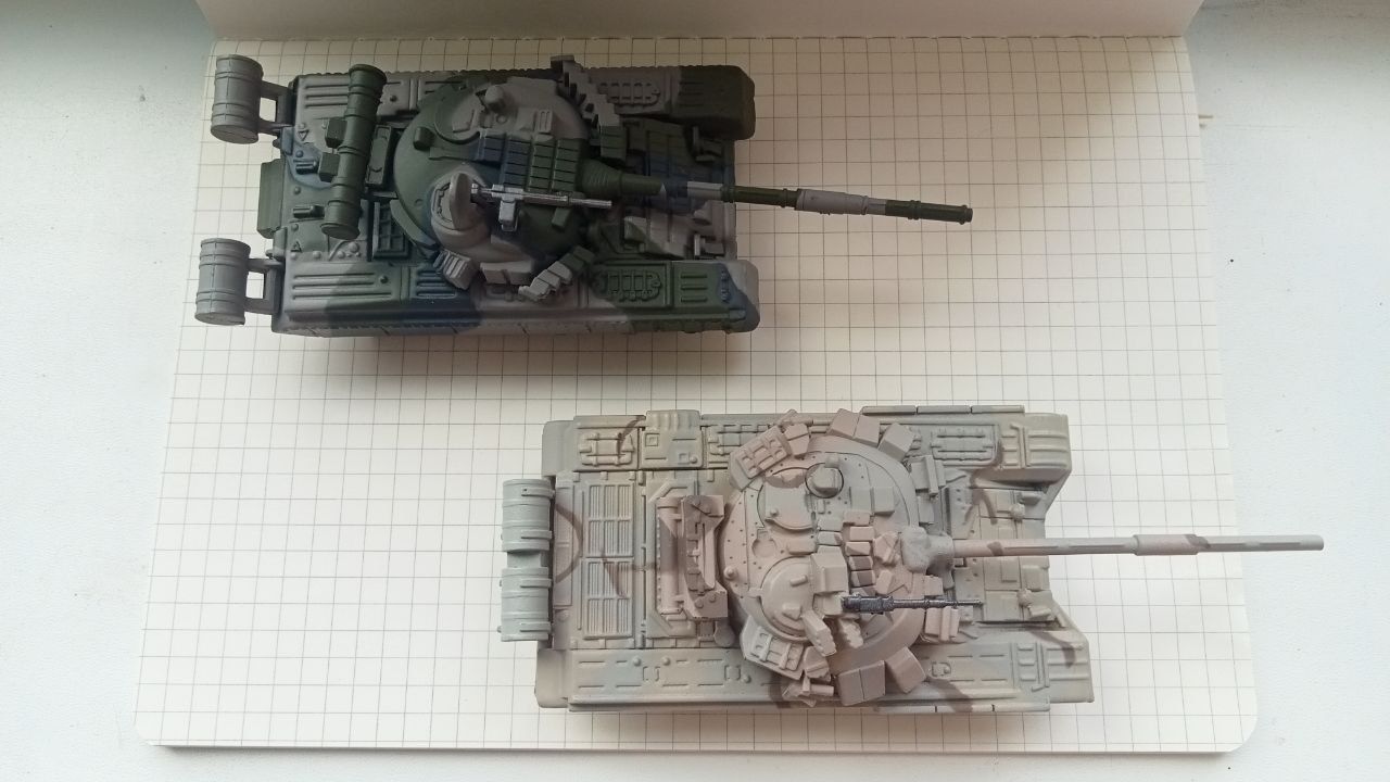 Модель танки Т80 и Т90