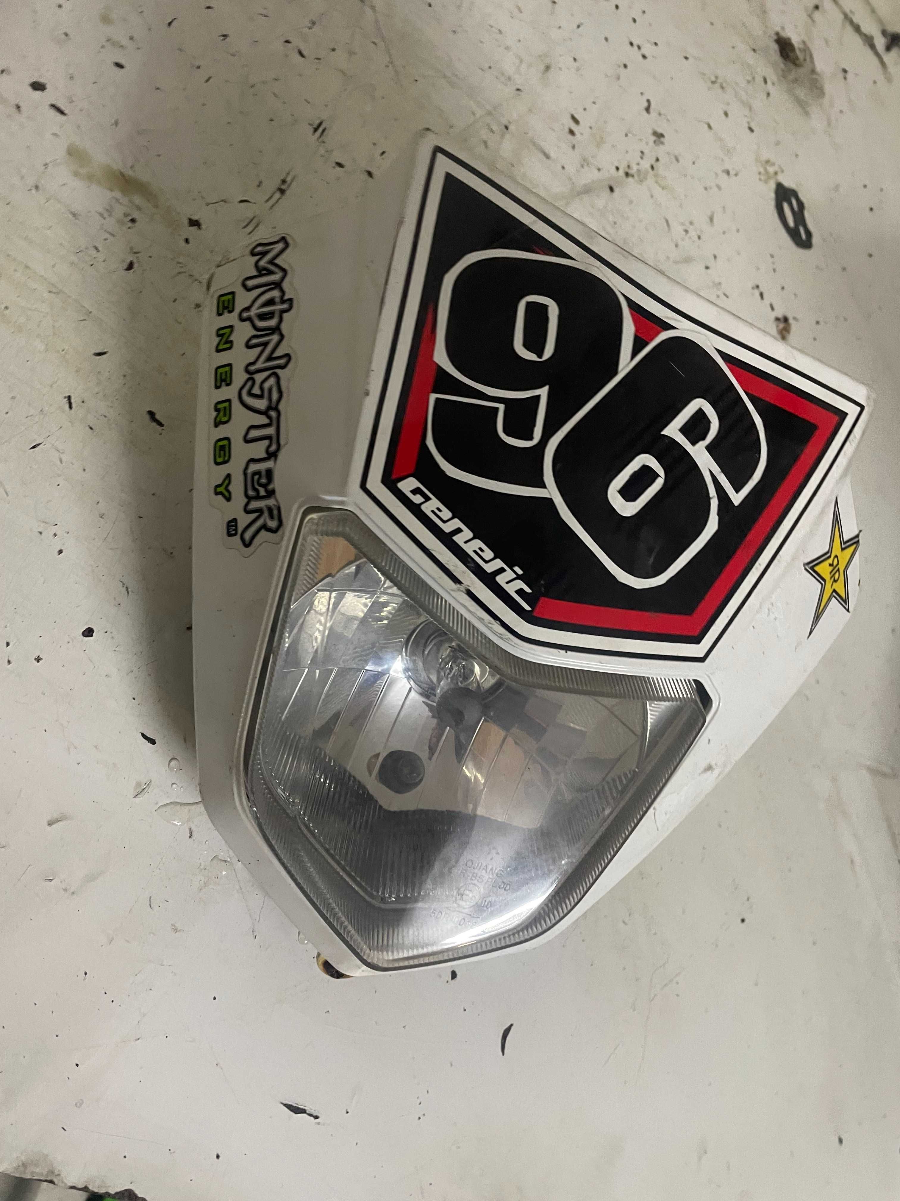 Generic trigger sm 50 lampa reflektor czasza owiewka