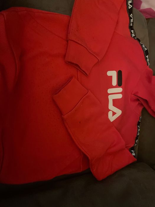 Blusas Fila Vermelha e Preta 12 anos