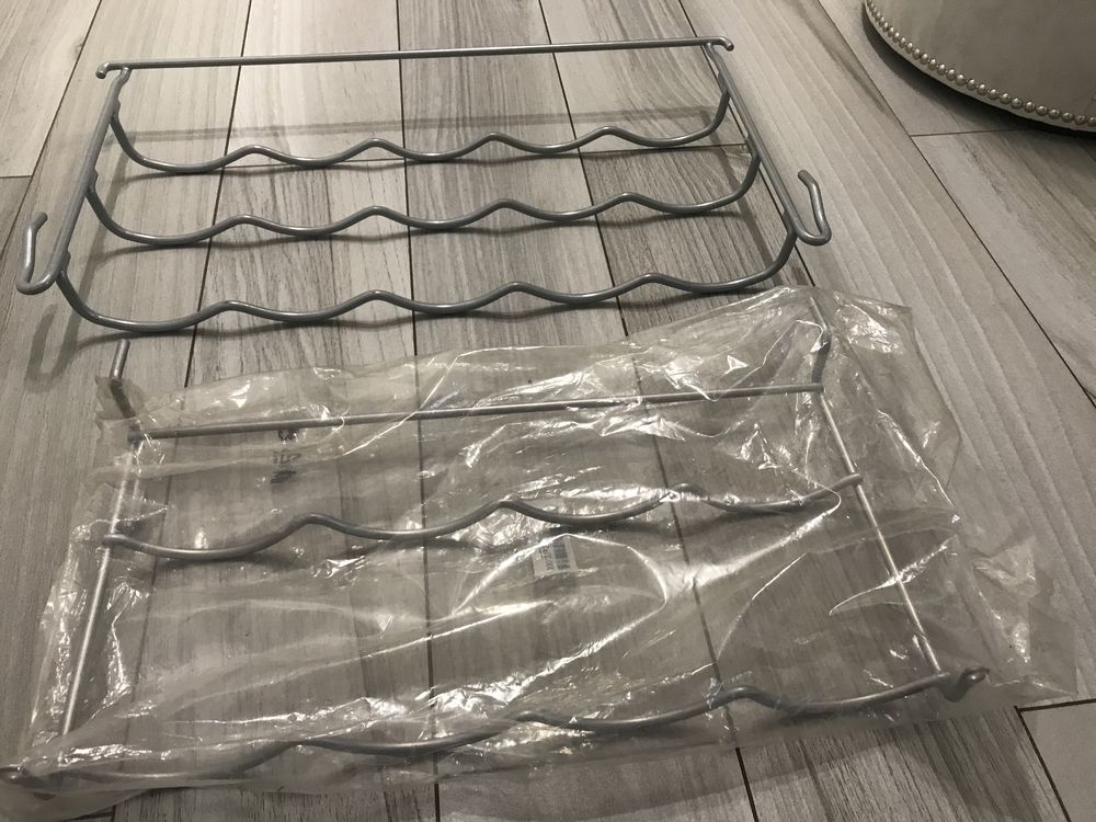 Nowa metalowa półka na napoje na wino na butelki