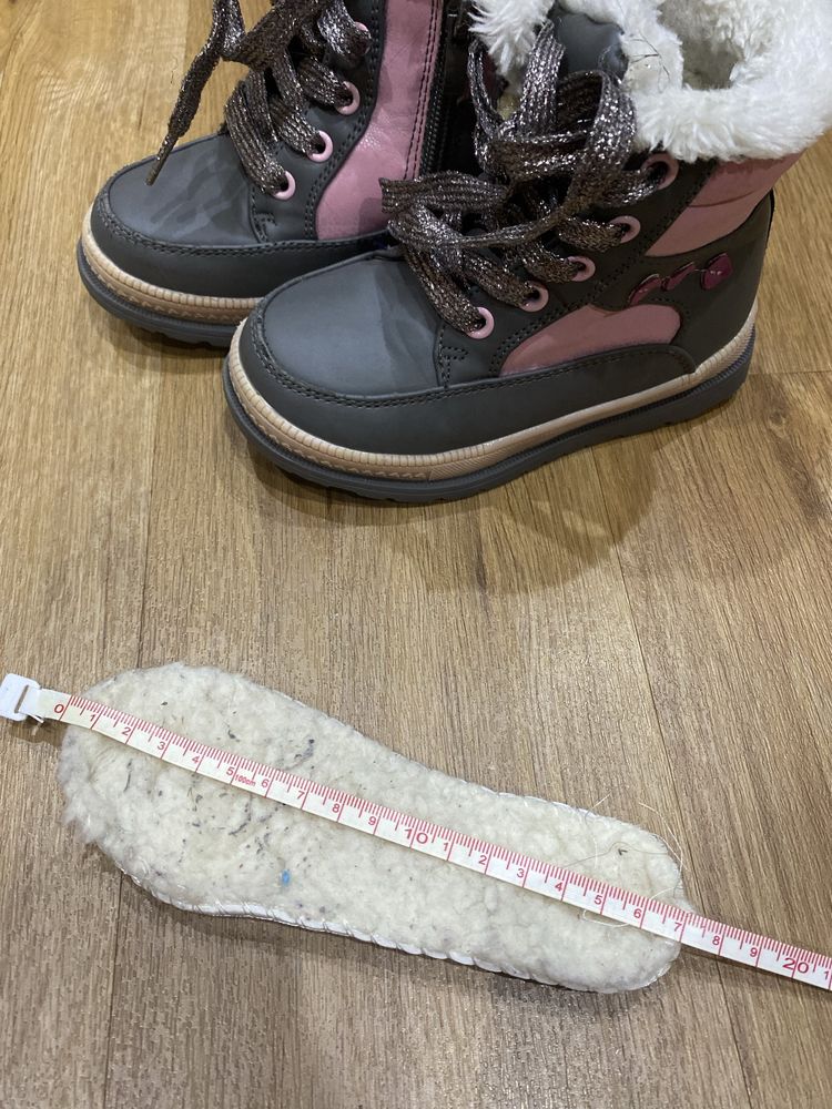 Buty zimowe dla dziewczynki rozm 26