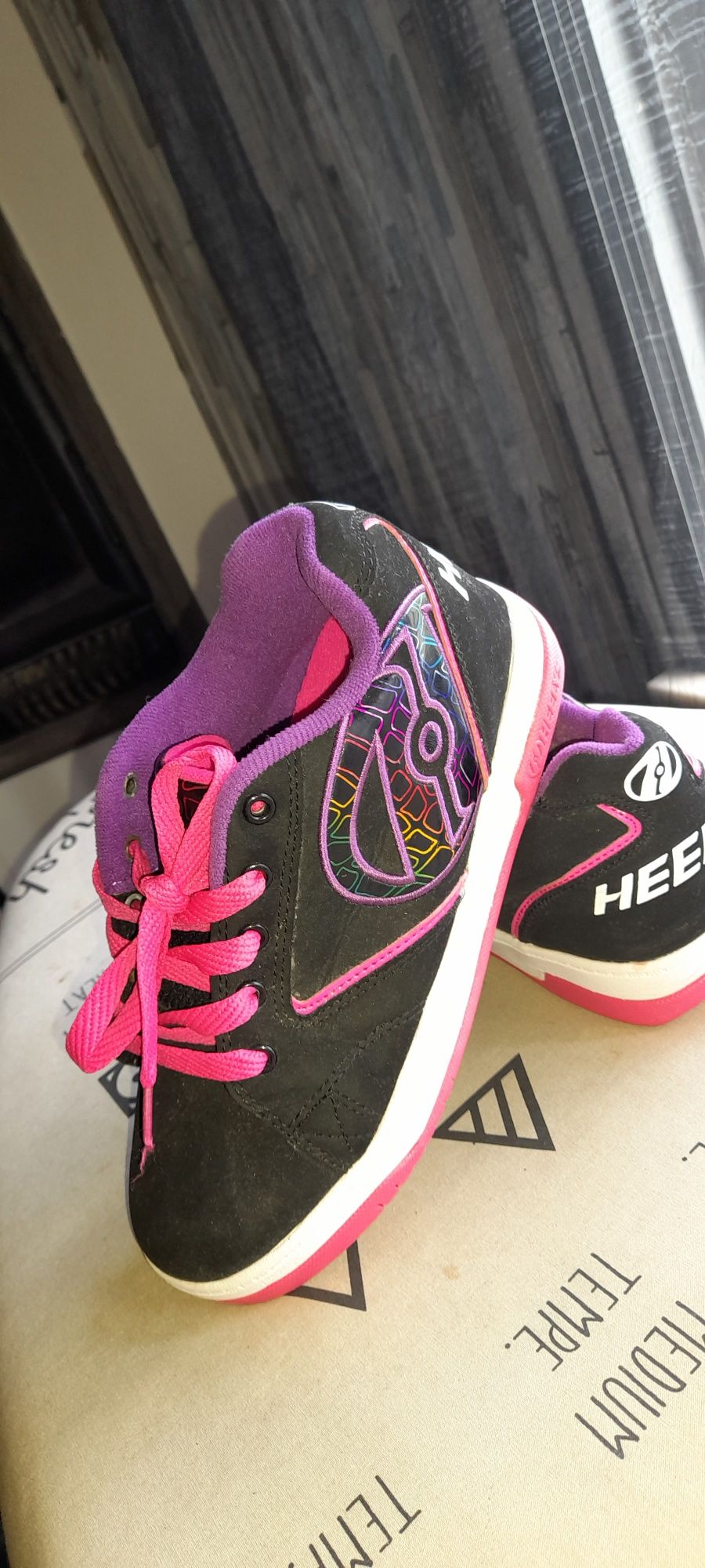 Ténis Heelys  pretos tam 36.5 em 2 mão  sem rodas