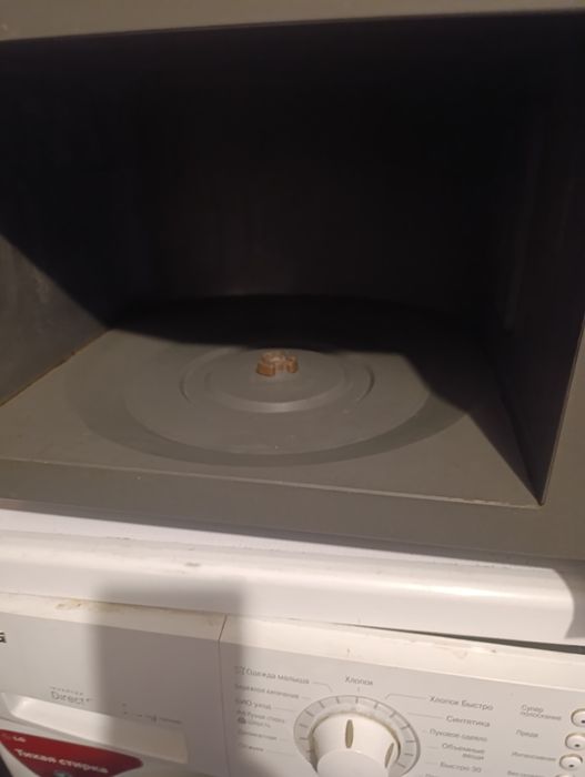 Продается микроволновка 1400 грн