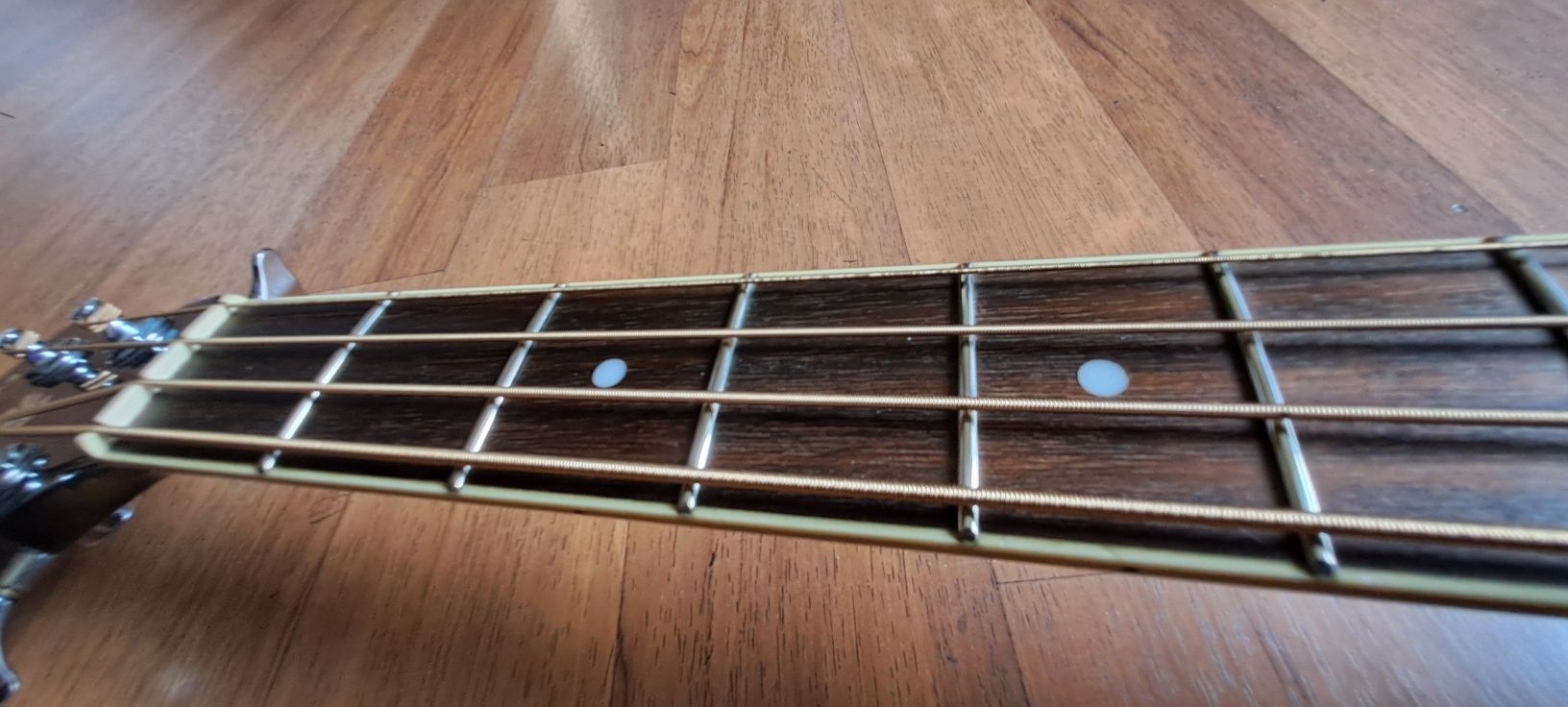 Gitara basowa elektroakustyczna IBANEZ