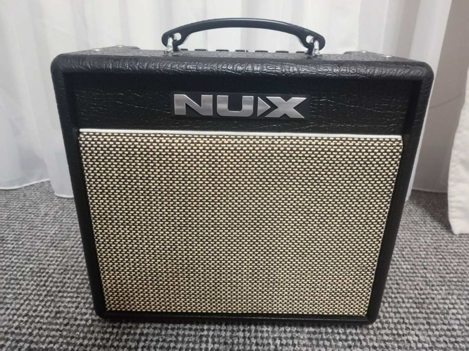 Продам електрогітару+комбіпідсилювач