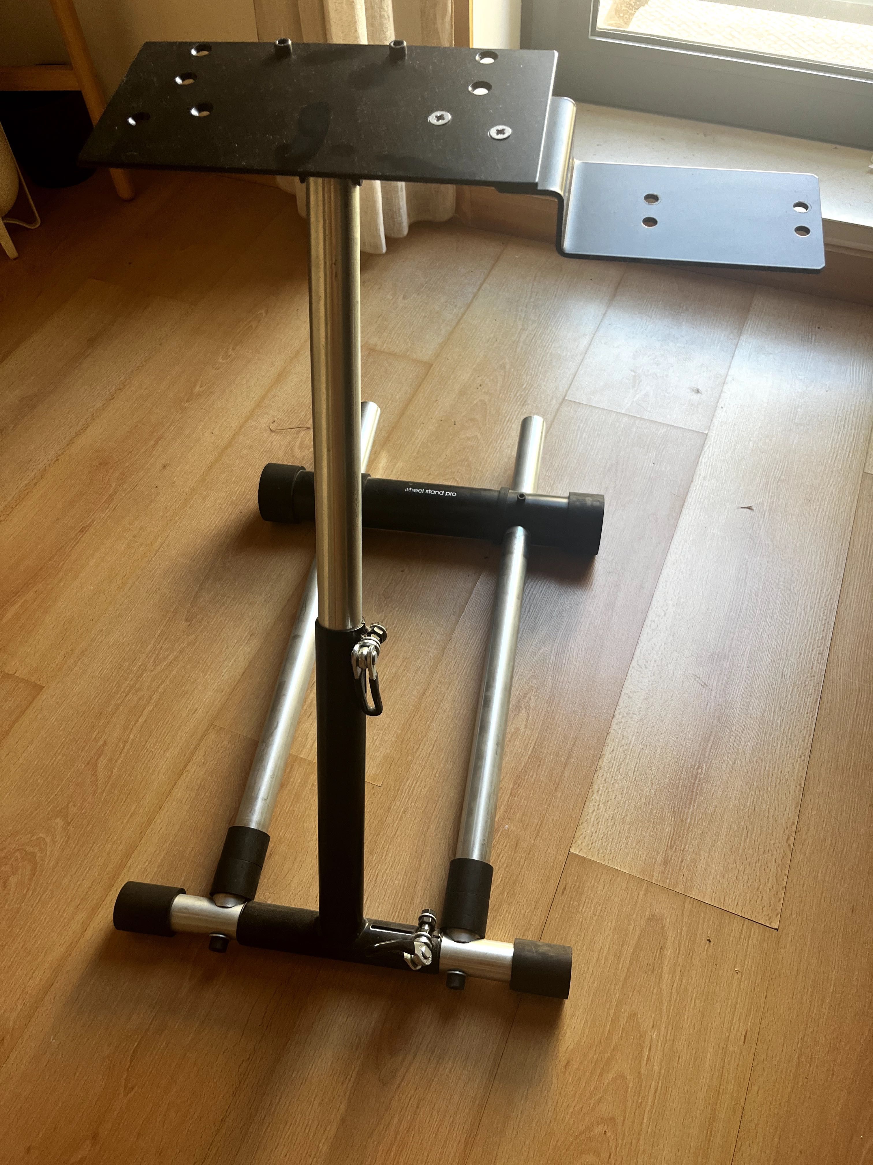 Suporte de volante Wheel Stand Pro