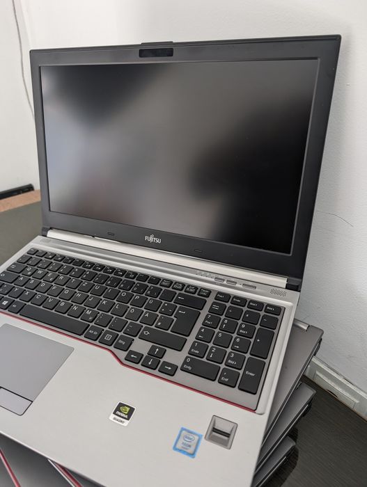 Ноутбуки  Fujitsu CELSIUS H770 - (3D моделювання, ігри, Симулятори)